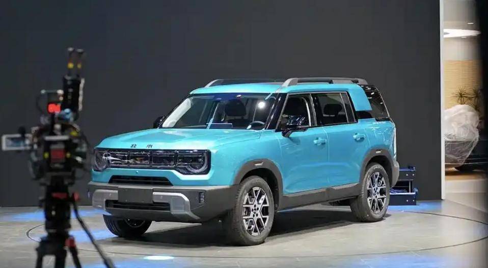 行家406马力混动+2820mm轴距10万拿下7座四驱AG真人百家家乐APP2025年黑马预定！BJ30旅(图4)