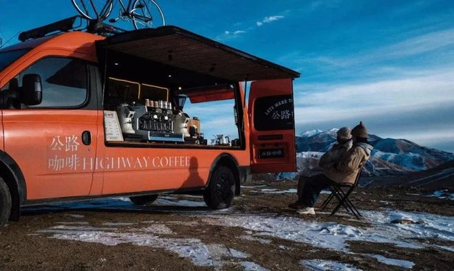 用“移动成本”置换“固定支出”！AG真人app房车卖爆了：年轻人(图7)